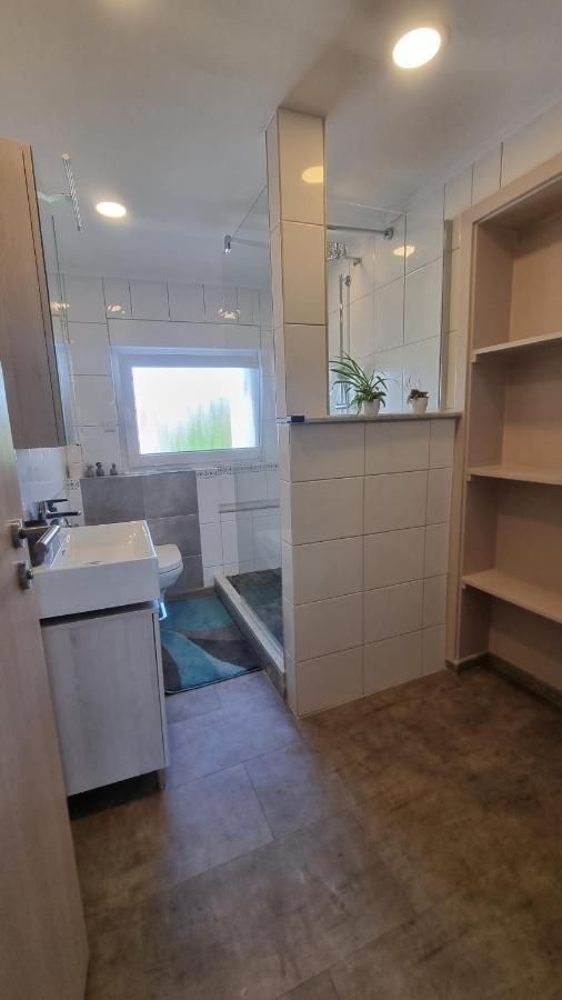 Unter Der Linde Apartamento Sankt Wendel Exterior foto